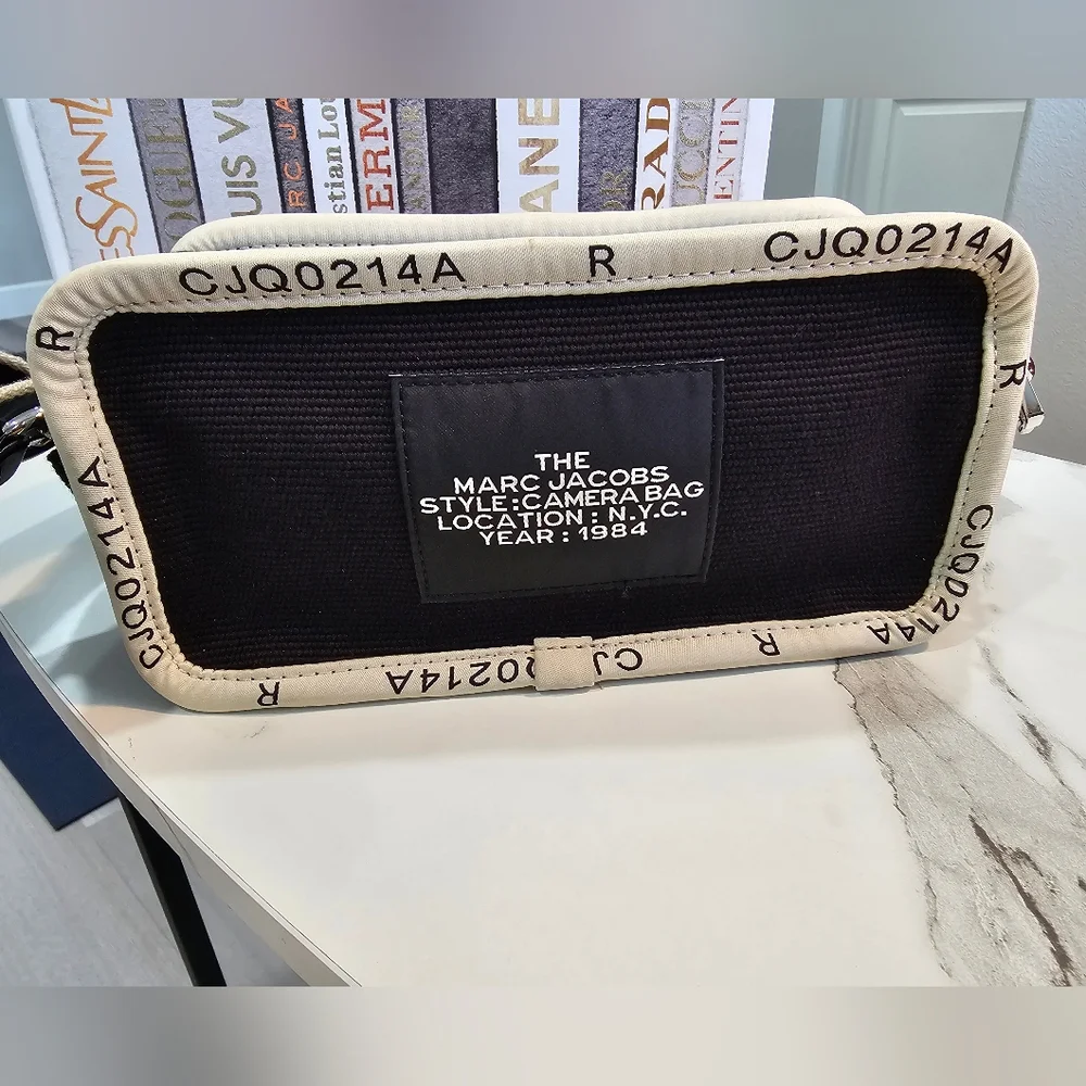 🖤 Marc Jacobs Jacquard Camera Bag Black & Cream Canvas Adjustable Crossbody 🖤